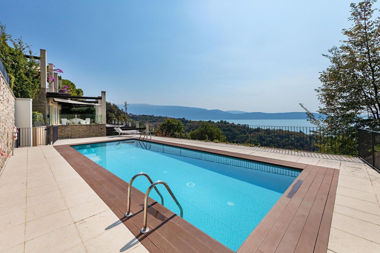 La Bouganville P1-1 Apartment By Wonderful Italy Toscolano Maderno Bagian luar foto
