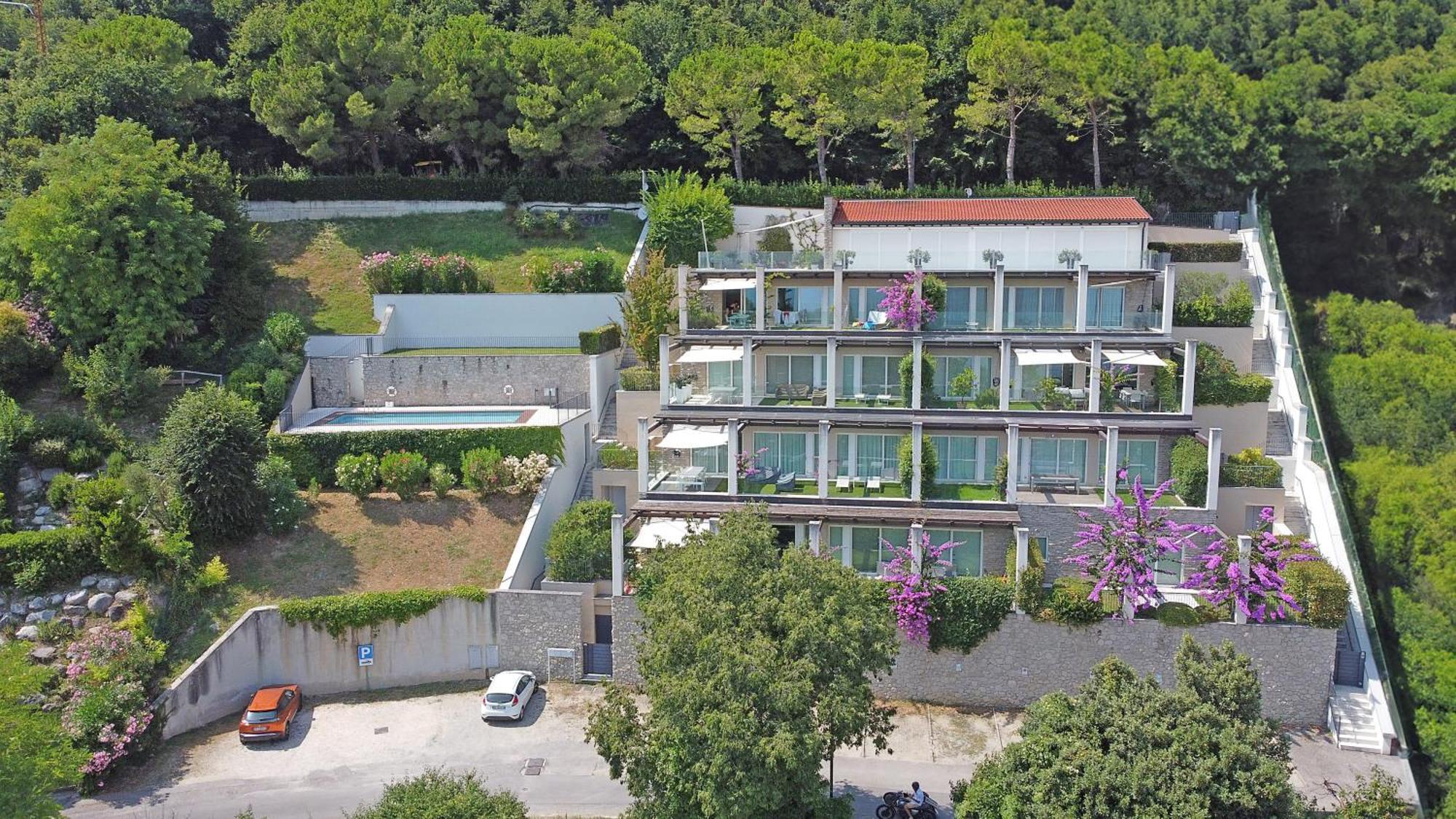 La Bouganville P1-1 Apartment By Wonderful Italy Toscolano Maderno Bagian luar foto